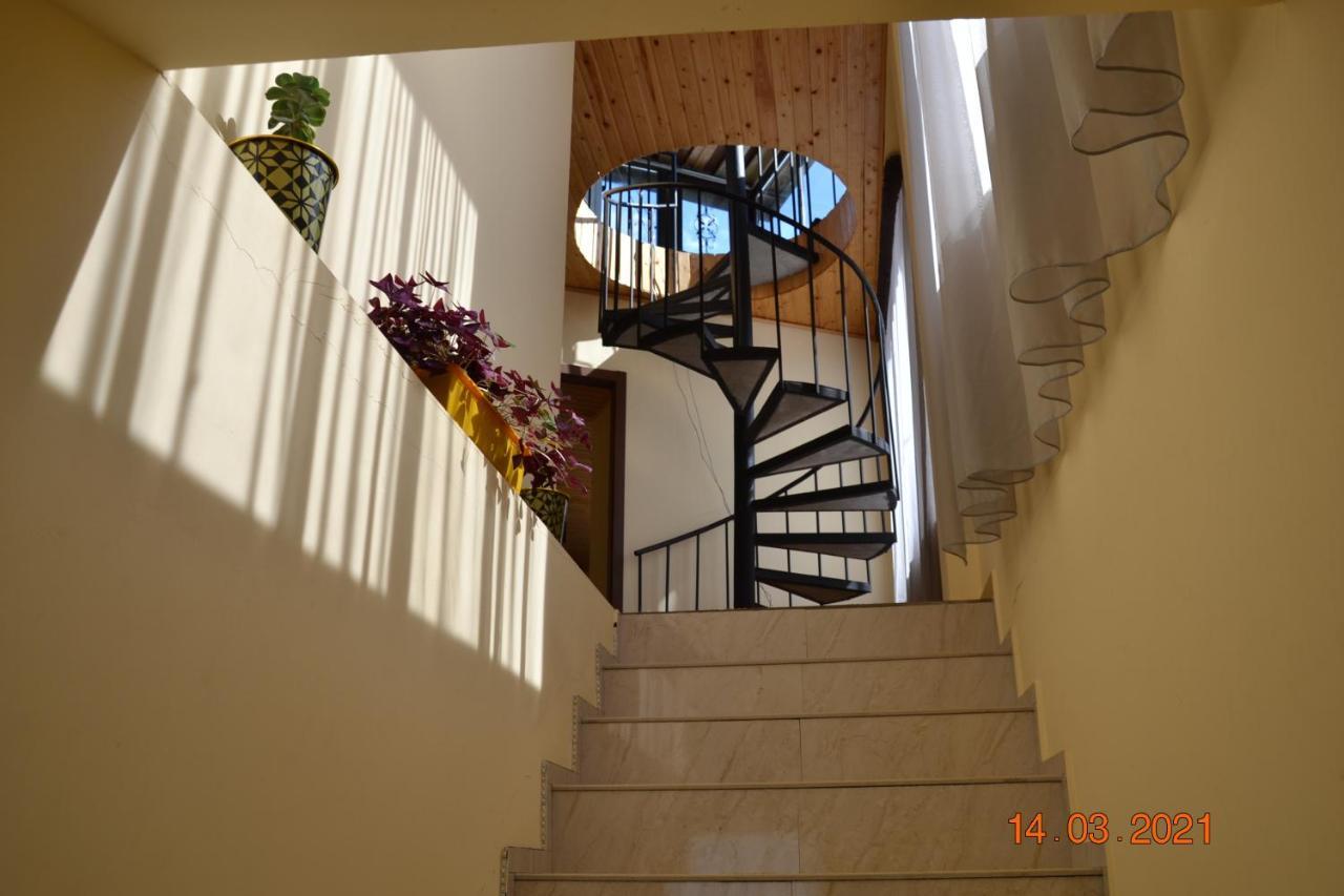 Hotel Gallery Mestia Exterior foto